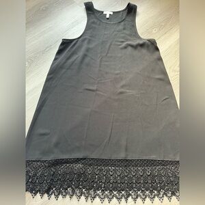 Leith Black Sleeveless Dress with Lace Hem size S